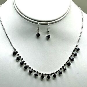 Elegant Silver Necklace and Earring Set